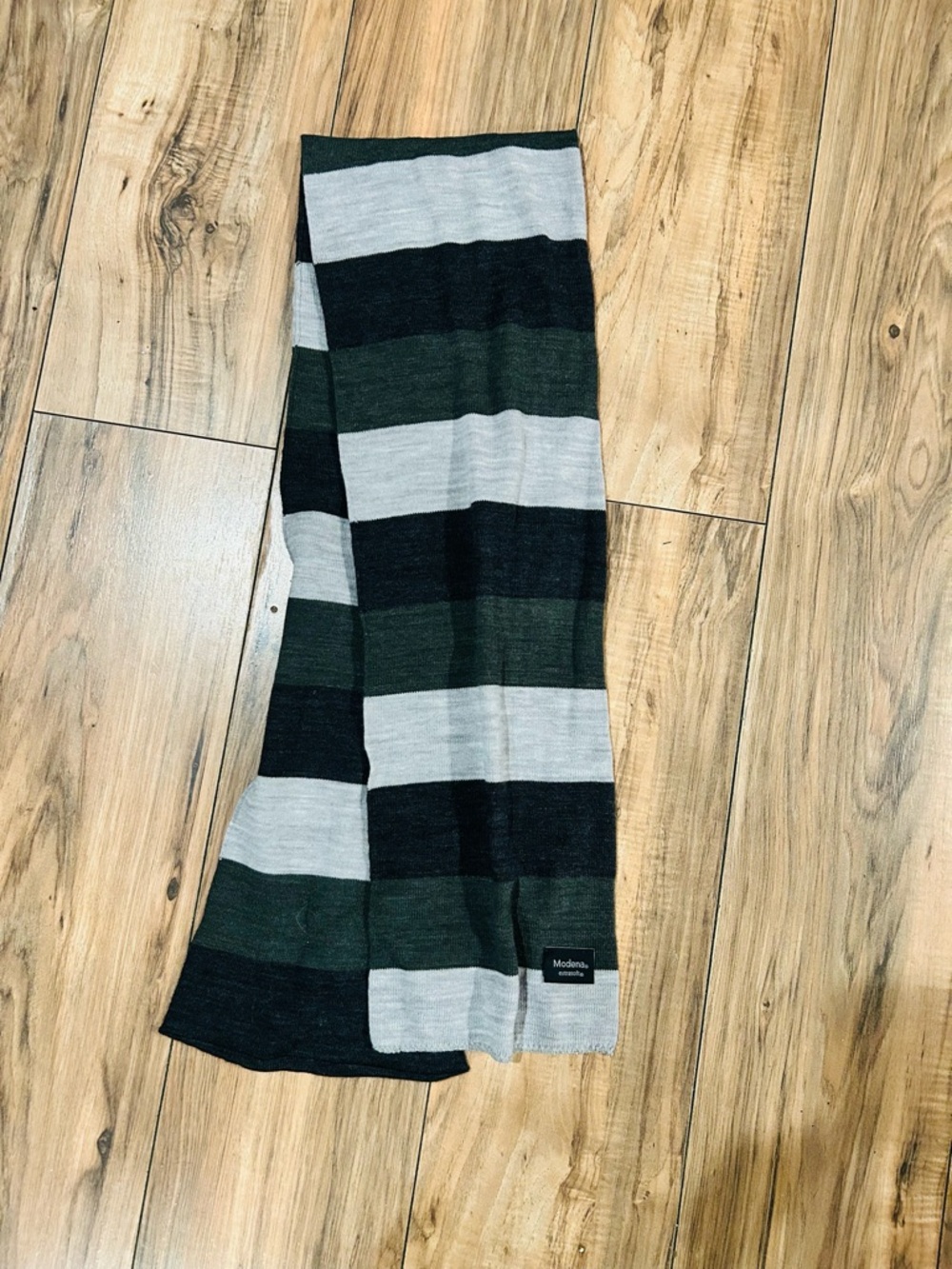 Modano Men's Wide-Stripe Scarf in Gray & Dark Green